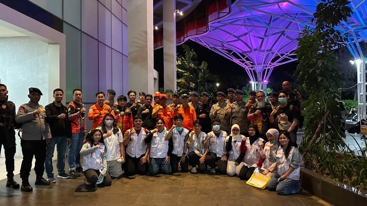 Sigap, TRC TBM 110 FK UMI Turun Tangan Saat Kebakaran di Mall Nipah