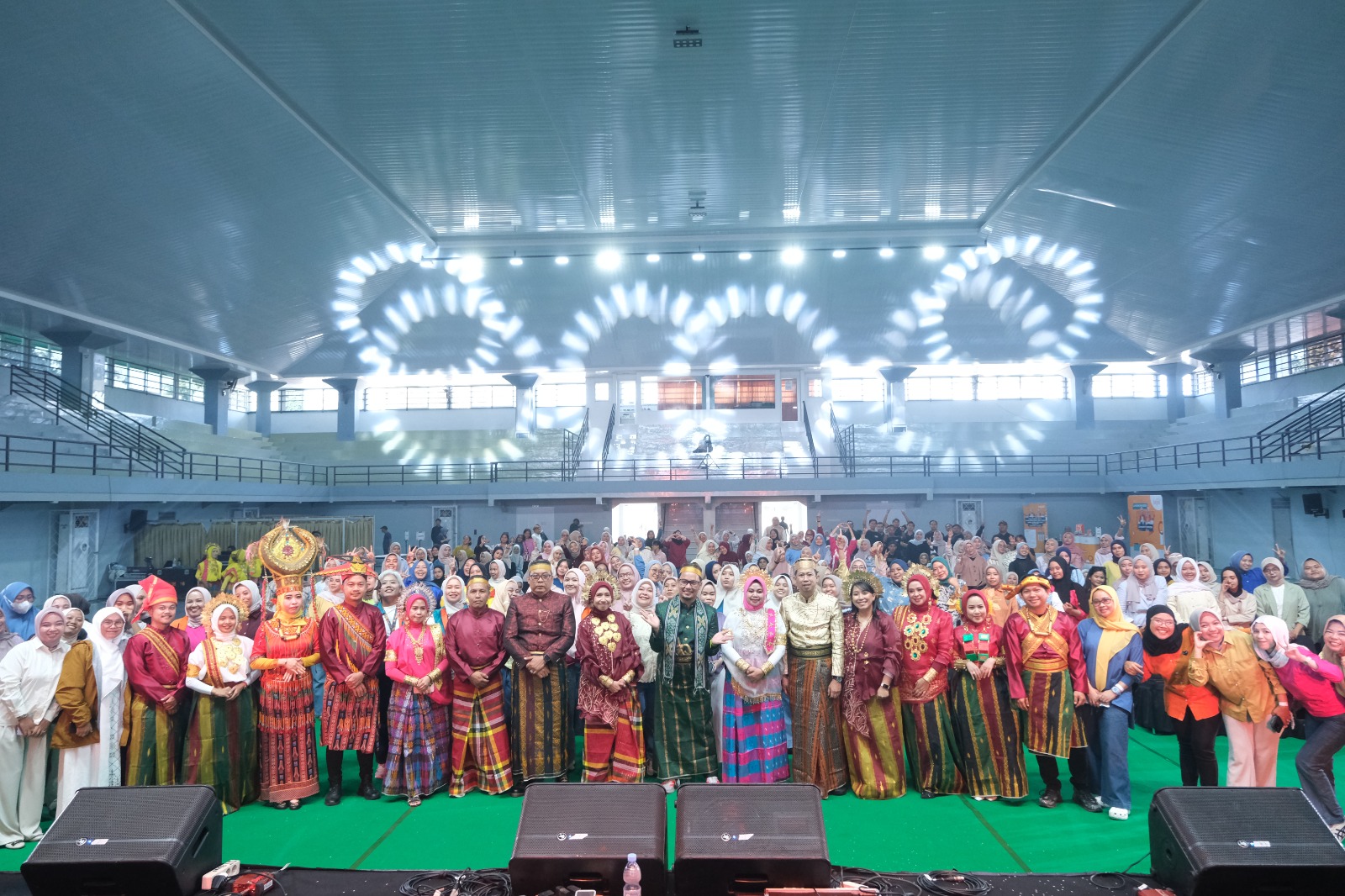 Keseruan Hiring BankirBerdaya BTPN Syariah di GOR UMI